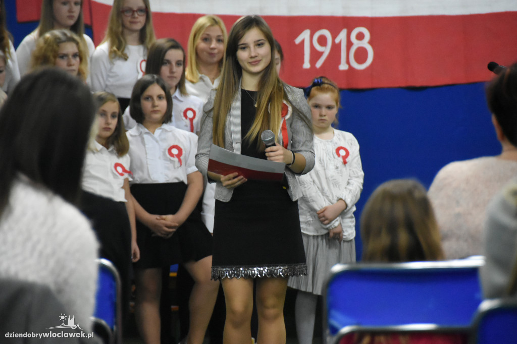 Wieczornica patriotyczna w SP2