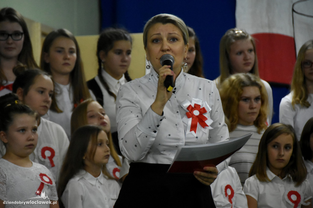 Wieczornica patriotyczna w SP2