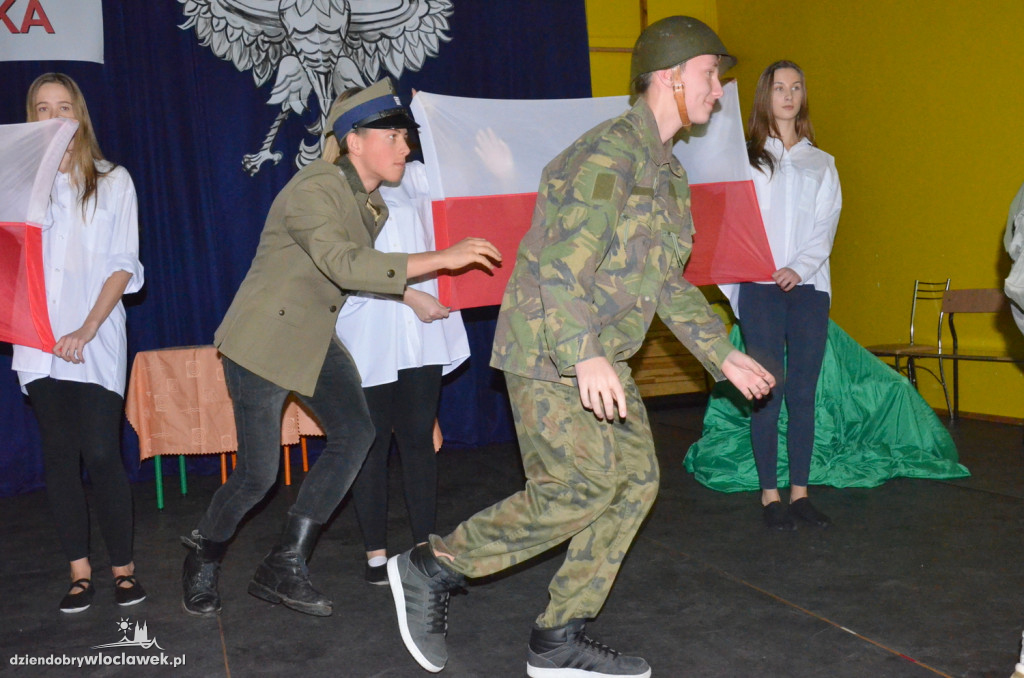 Wieczornica patriotyczna w SP nr 5