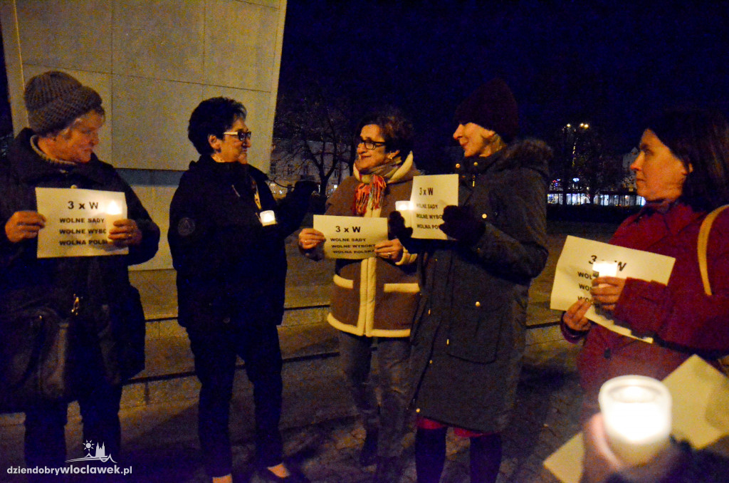 Protest na placu Wolności
