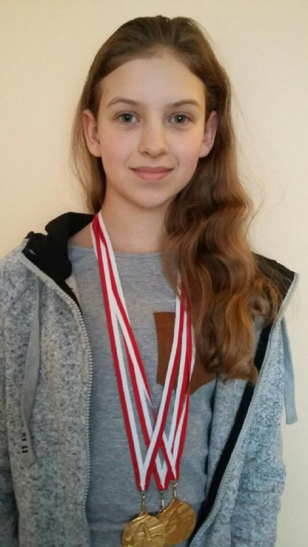 Pływacy WKN Jacques z medalami