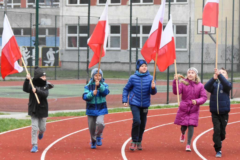Bieganie Młodych Patriotów w SP2