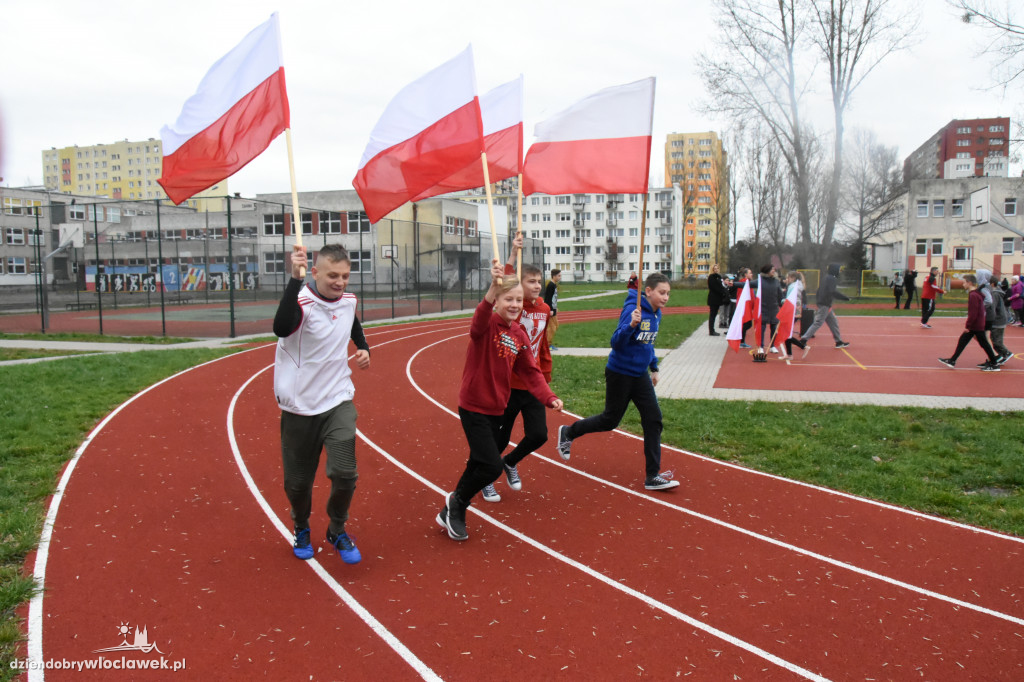 Bieganie Młodych Patriotów w SP2
