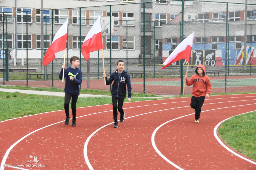 Bieganie Młodych Patriotów w SP2