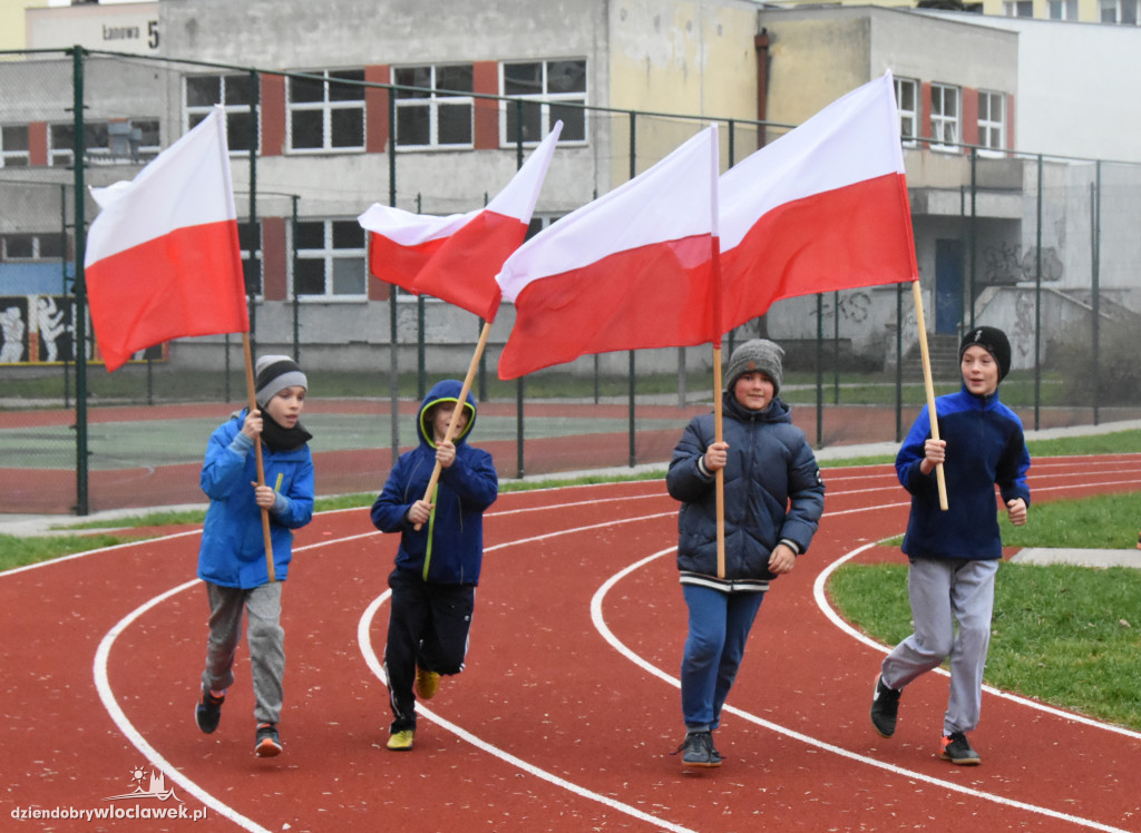 Bieganie Młodych Patriotów w SP2