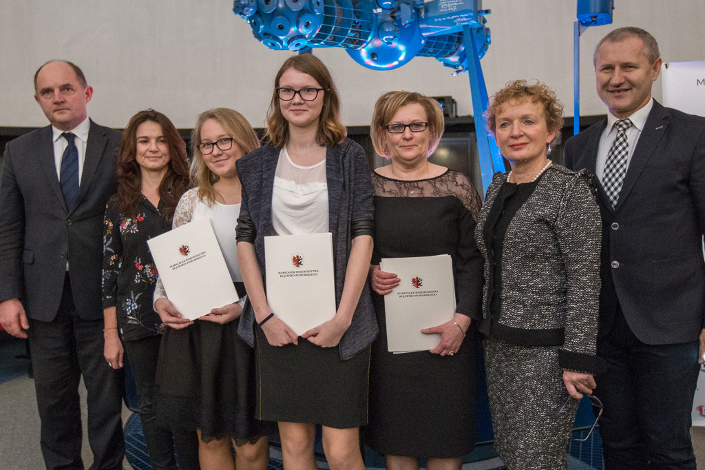 Stypendia marszałka rozdane