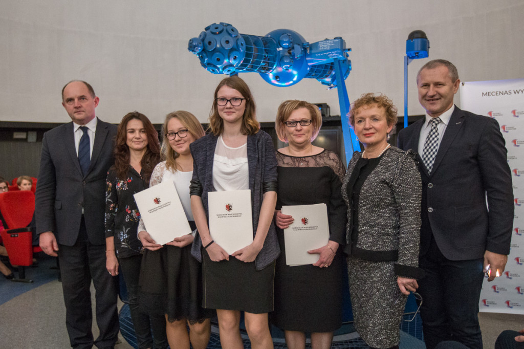 Stypendia marszałka rozdane