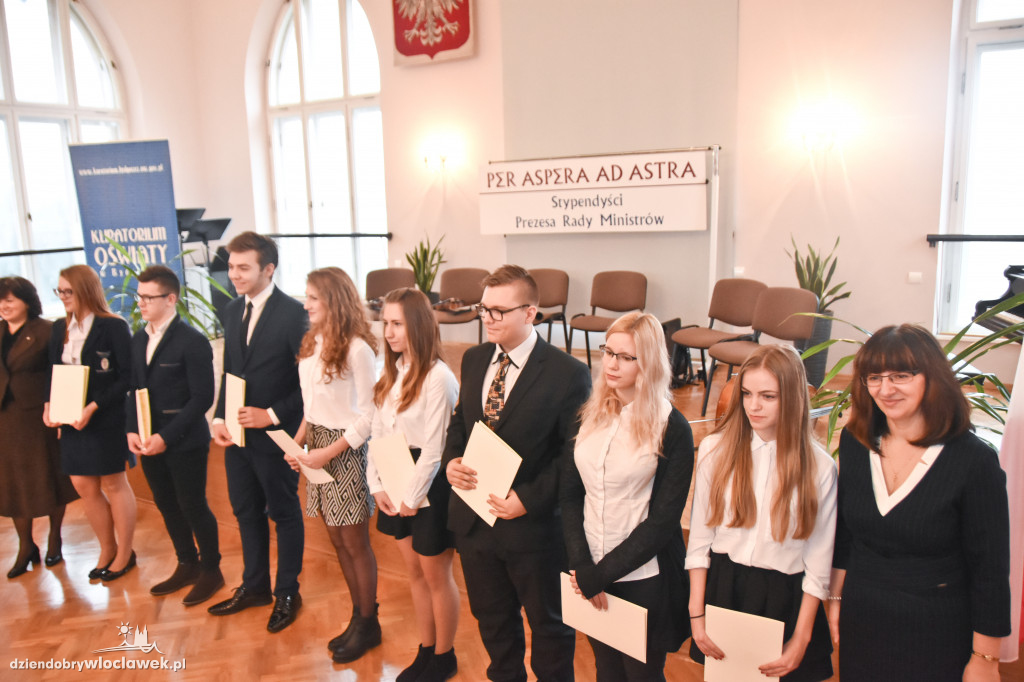 Rządowe stypendia przyznane
