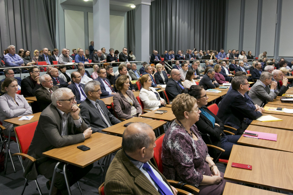 Wiceminister i samorządowcy o tamie