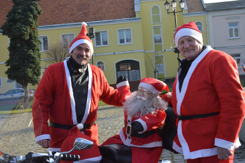 Motomokołaje odwiedzili dom dziecka