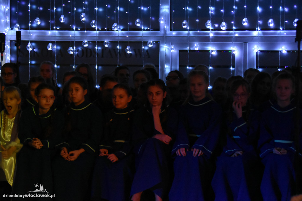  Niedzielny koncert kolęd w SP 22