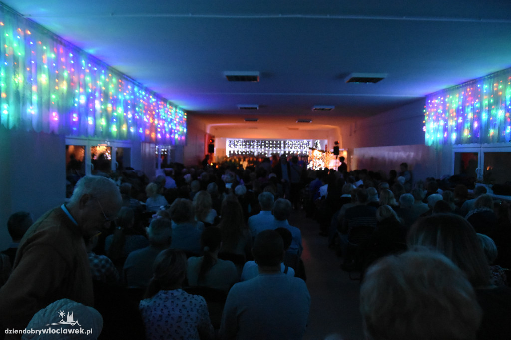  Niedzielny koncert kolęd w SP 22