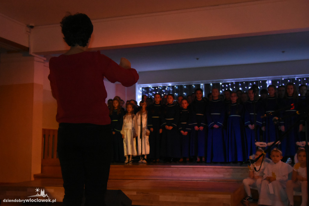  Niedzielny koncert kolęd w SP 22