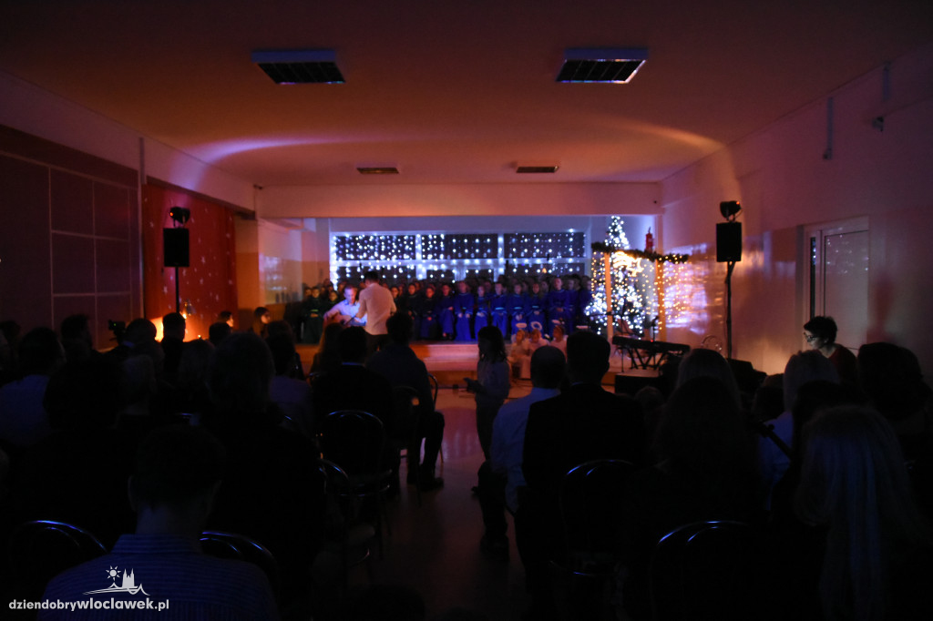  Niedzielny koncert kolęd w SP 22
