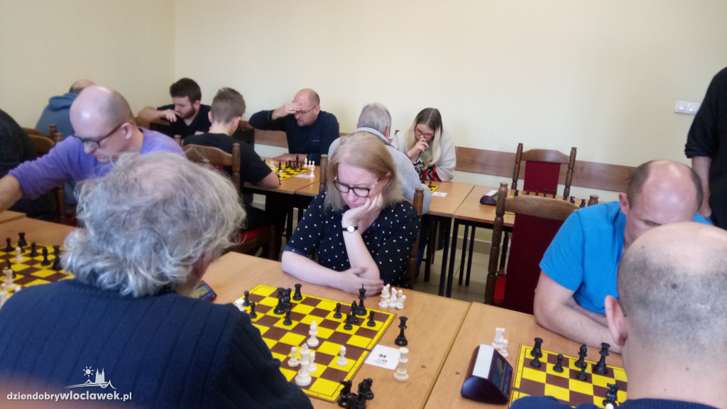 Weekendowe turnieje szachowe