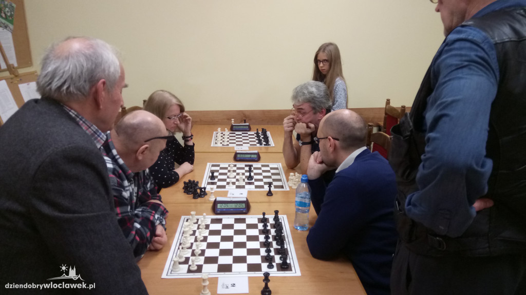 Weekendowe turnieje szachowe