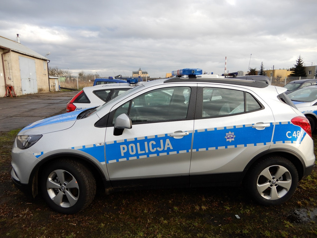 Policjanci dostali nowe radiowozy