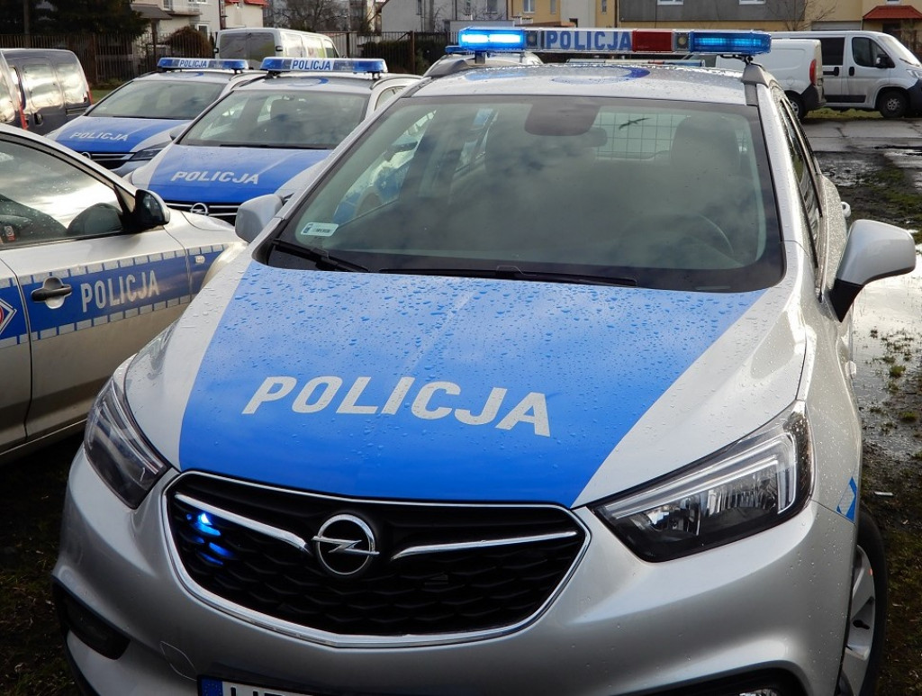 Policjanci dostali nowe radiowozy