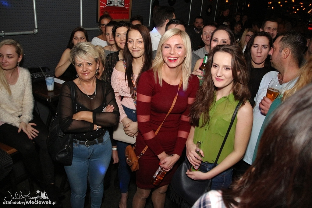 Pokaz bielizny w Starodębska Music Bar