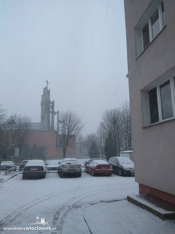 Niebezpieczny poranek na drogach
