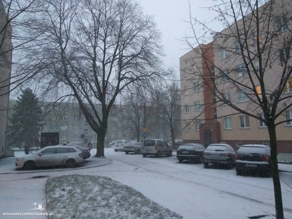 Niebezpieczny poranek na drogach