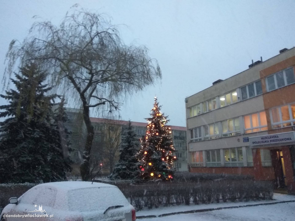 Niebezpieczny poranek na drogach