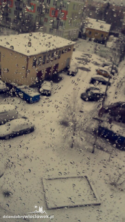 Niebezpieczny poranek na drogach