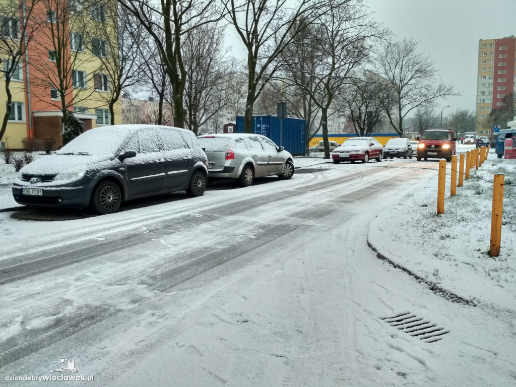 Niebezpieczny poranek na drogach