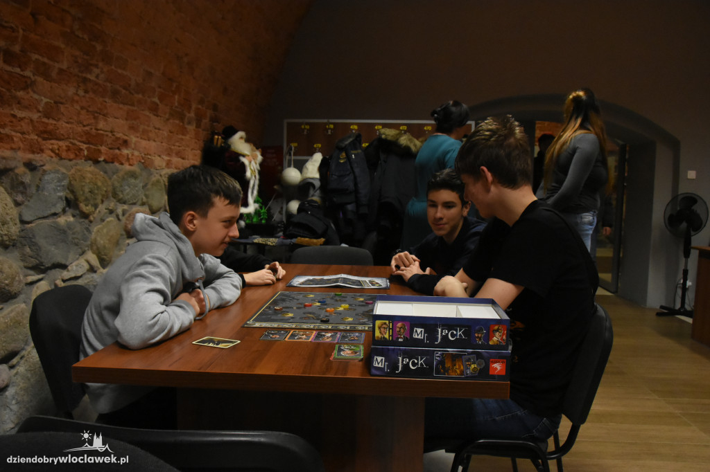 Noc z planszówkami w klubie Taktyk