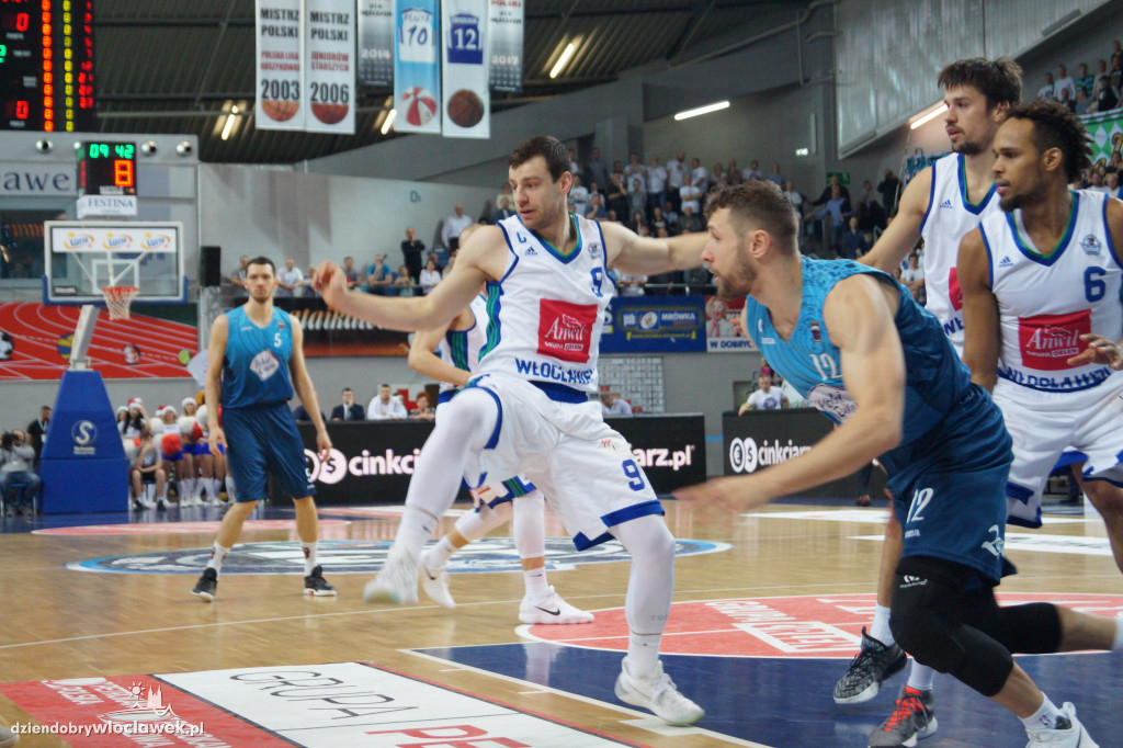 Koszykarskie derby: Anwil - Polski Cukier