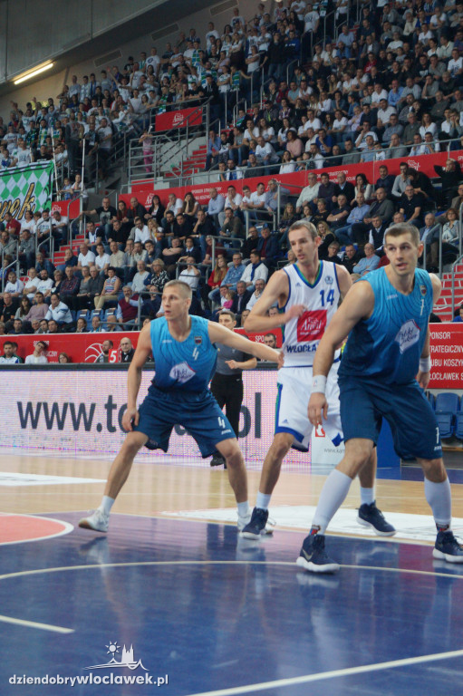 Koszykarskie derby: Anwil - Polski Cukier