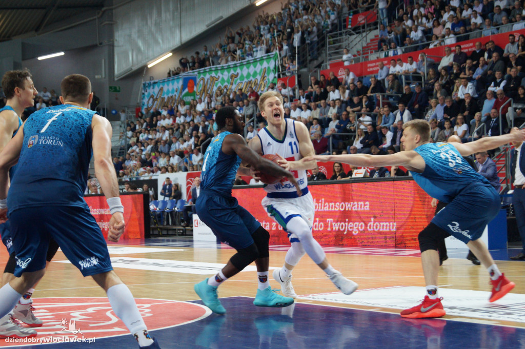 Koszykarskie derby: Anwil - Polski Cukier