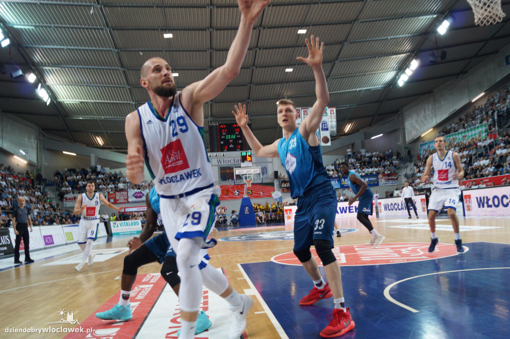Koszykarskie derby: Anwil - Polski Cukier