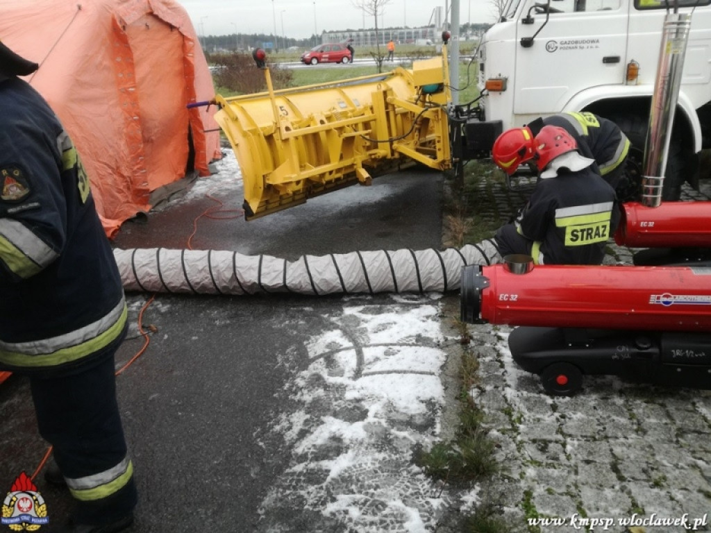 Ćwiczenia strażaków na autostradzie A1