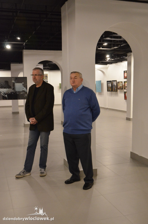 Spotkanie kluratorskie w galerii