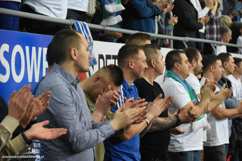 Kibice Anwilu na meczu z Treflem Sopot