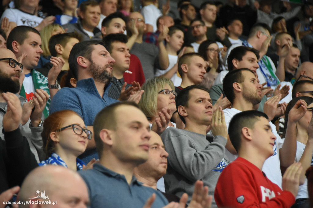 Kibice Anwilu na meczu z Treflem Sopot