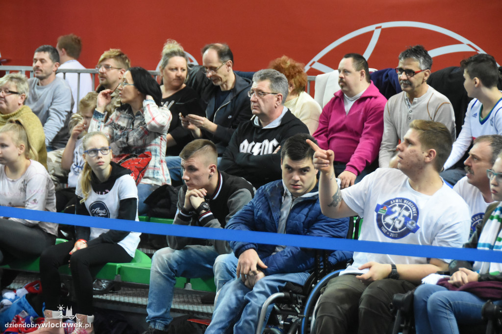 Kibice Anwilu na meczu z Treflem Sopot