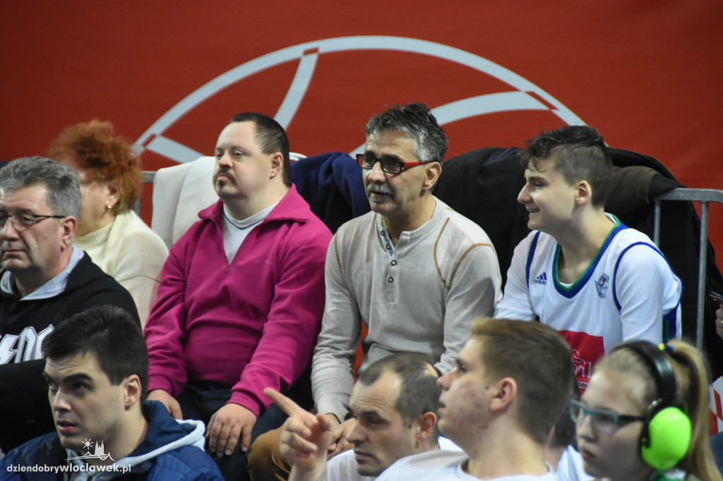 Kibice Anwilu na meczu z Treflem Sopot