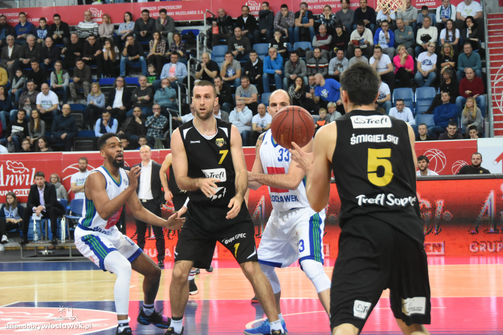 Emocje podczas meczu Anwil - Trefl Sopot