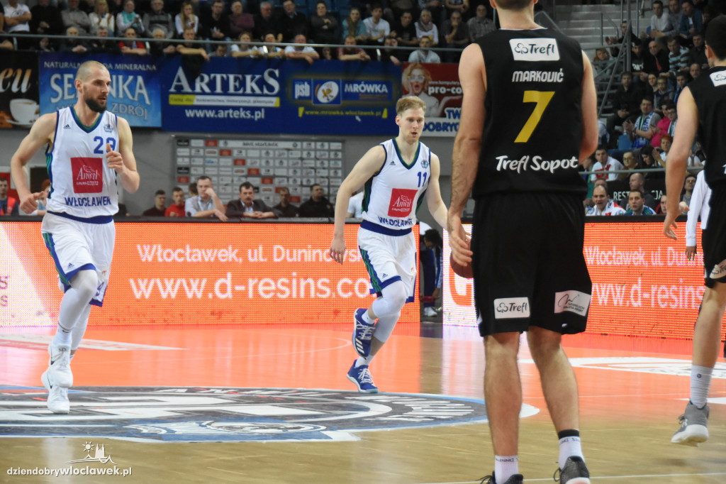 Emocje podczas meczu Anwil - Trefl Sopot