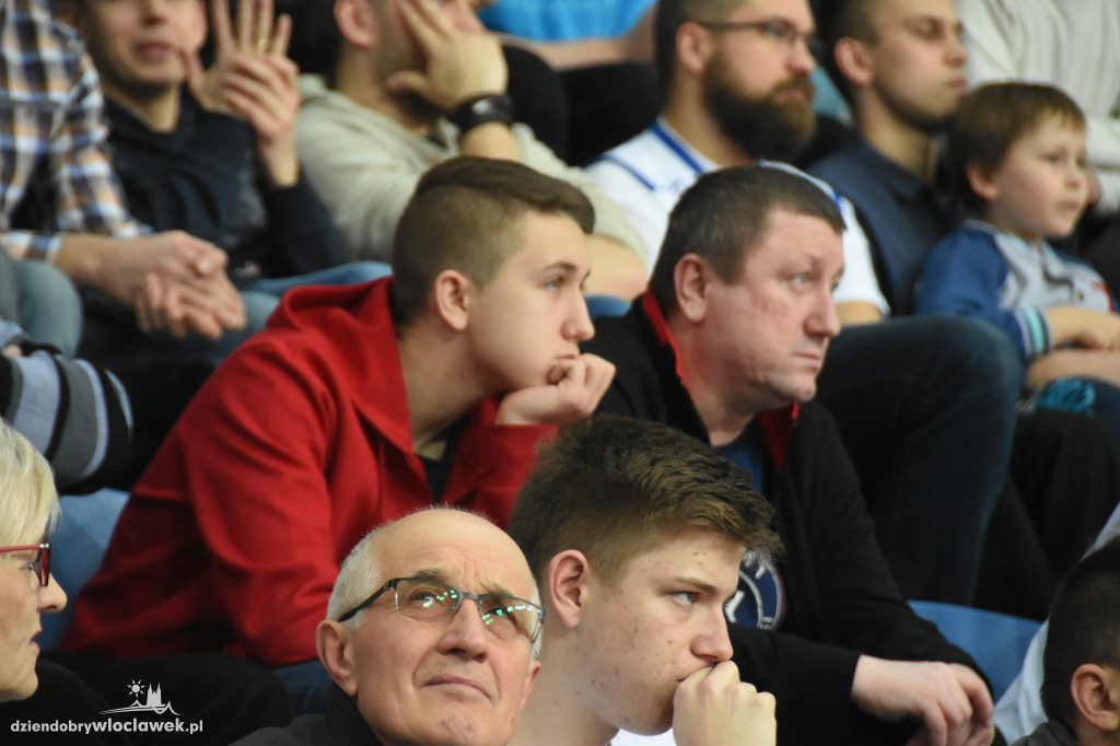 Kibice Anwilu na meczu z Treflem Sopot