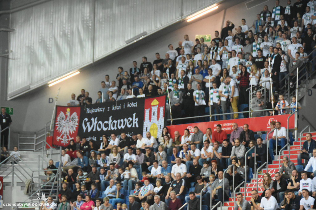 Kibice Anwilu na meczu z Treflem Sopot