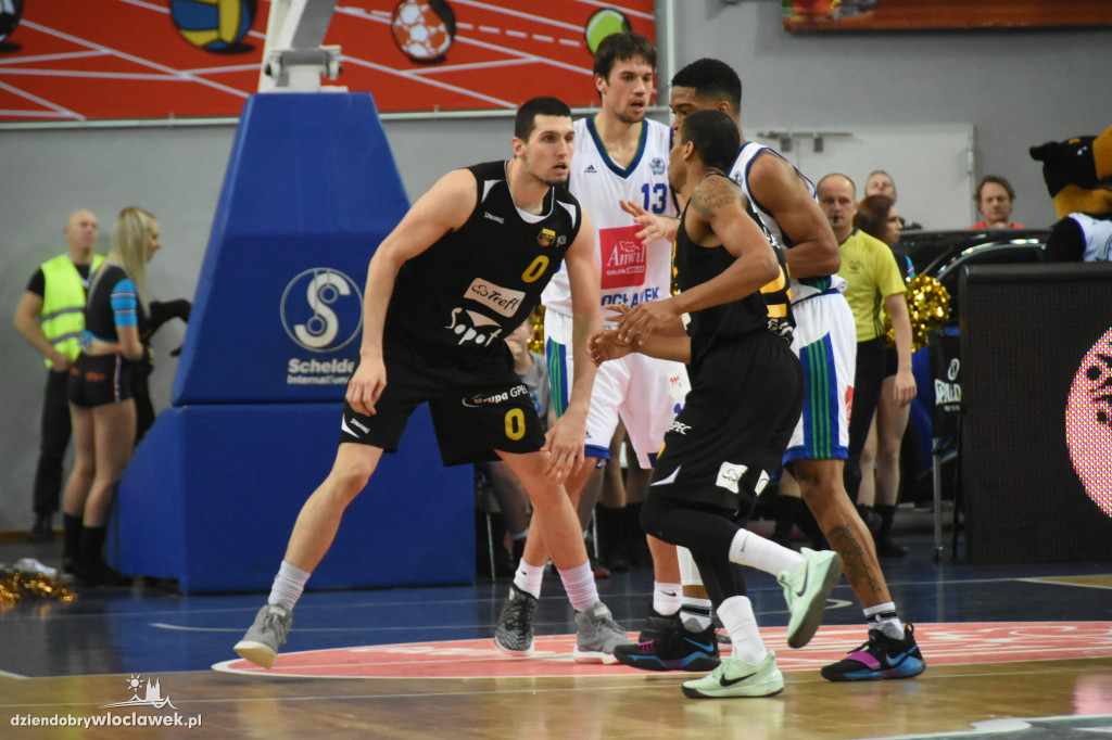 Emocje podczas meczu Anwil - Trefl Sopot