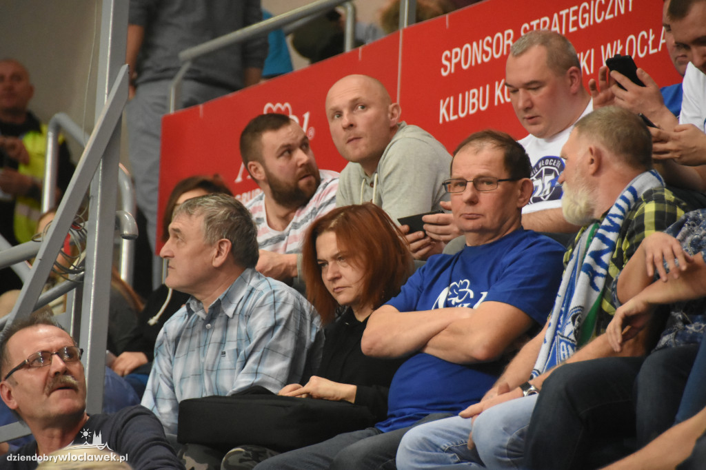 Kibice Anwilu na meczu z Treflem Sopot