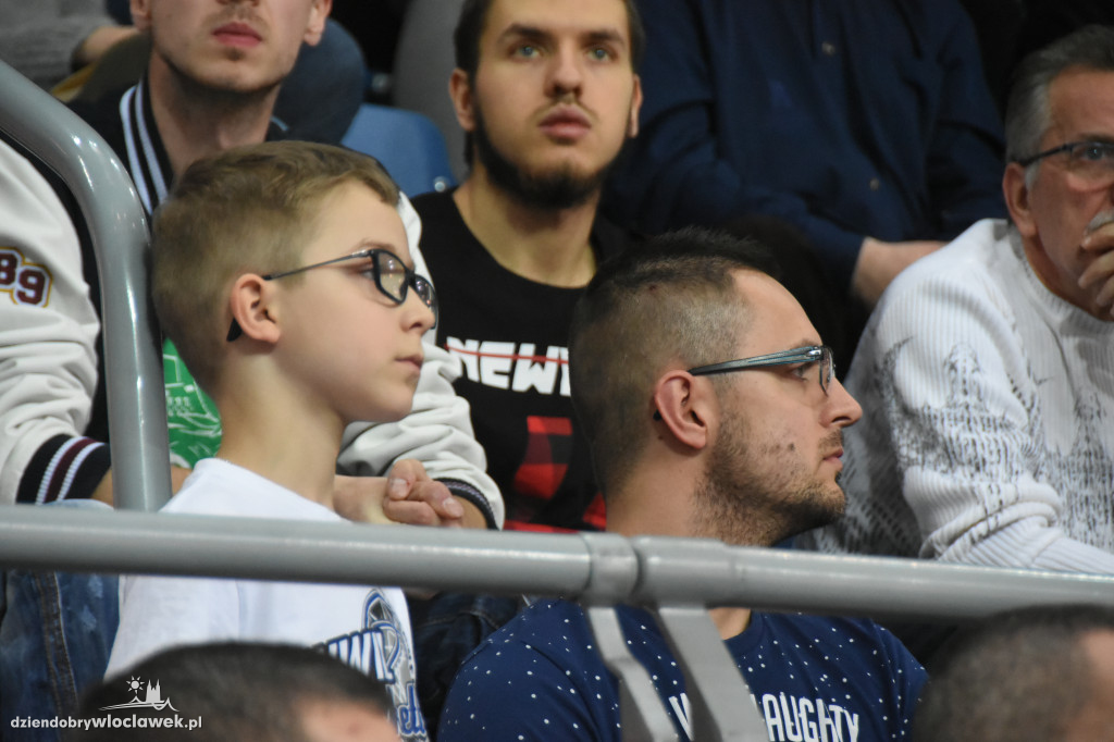 Kibice Anwilu na meczu z Treflem Sopot