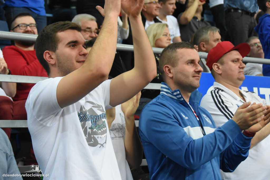 Kibice Anwilu na meczu z Treflem Sopot