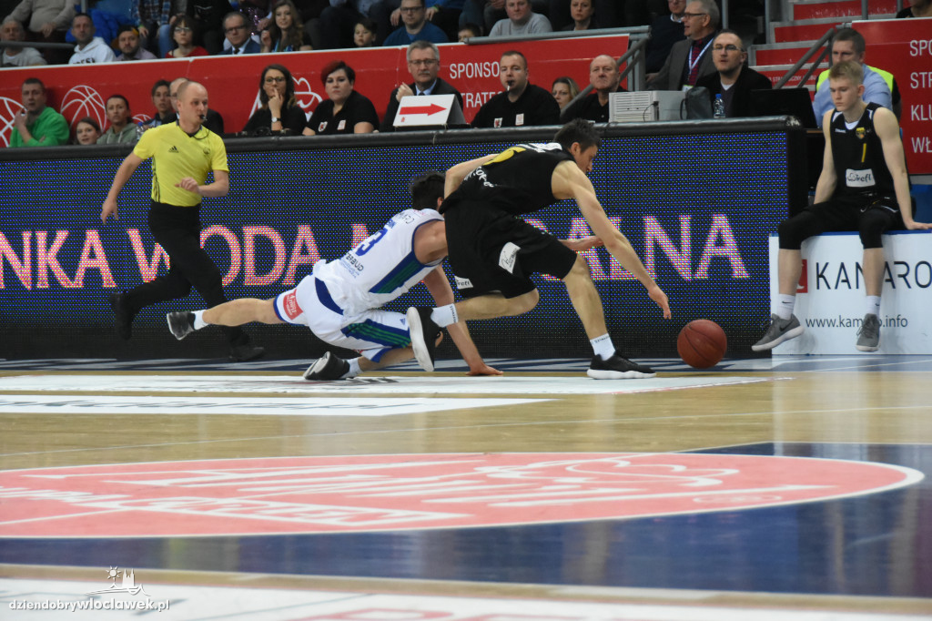 Emocje podczas meczu Anwil - Trefl Sopot