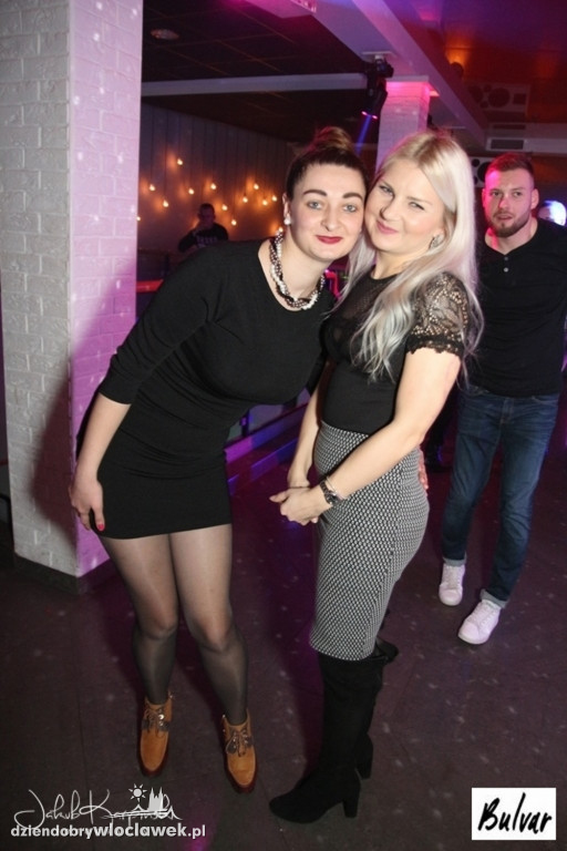 Sobotnia zabawa w sali Bulwar