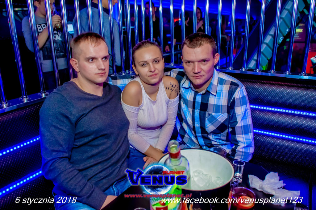 Szalona impreza w klubie Venus
